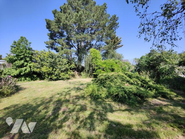 Terrain 875 m² · à Vannes · 875 m² · 384 000 €