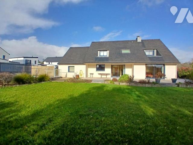 Maison 6 pièces 185 m² · à Surzur · 185 m² · 672 500 €