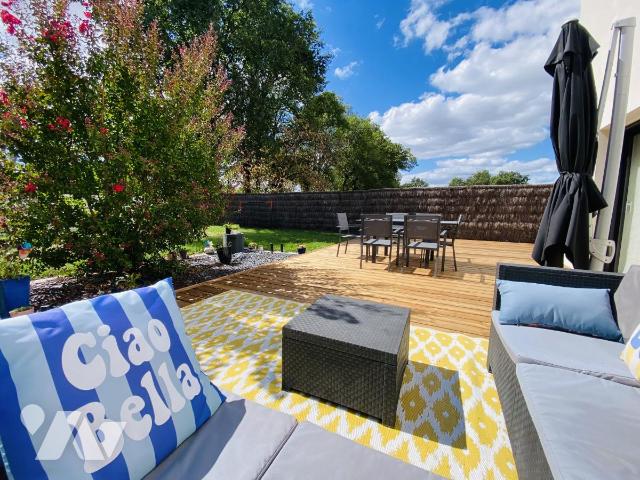 Maison 6 pièces 160 m² · à Plescop · 159,6 m² · 530 000 €