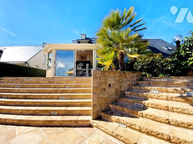Maison 8 pièces 200 m² · à Séné · 200 m² · 1 350 000 €