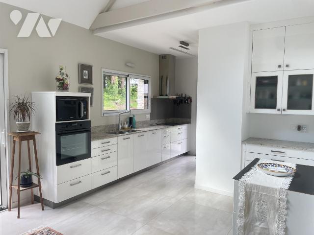 Maison 5 pièces 140 m² · à Baden · 140 m² · 725 000 €