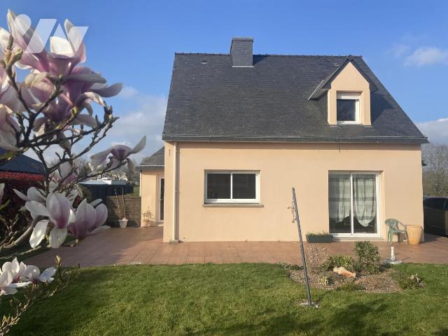 Maison 5 pièces 109 m² · à Séné · 109 m² · 380 000 €