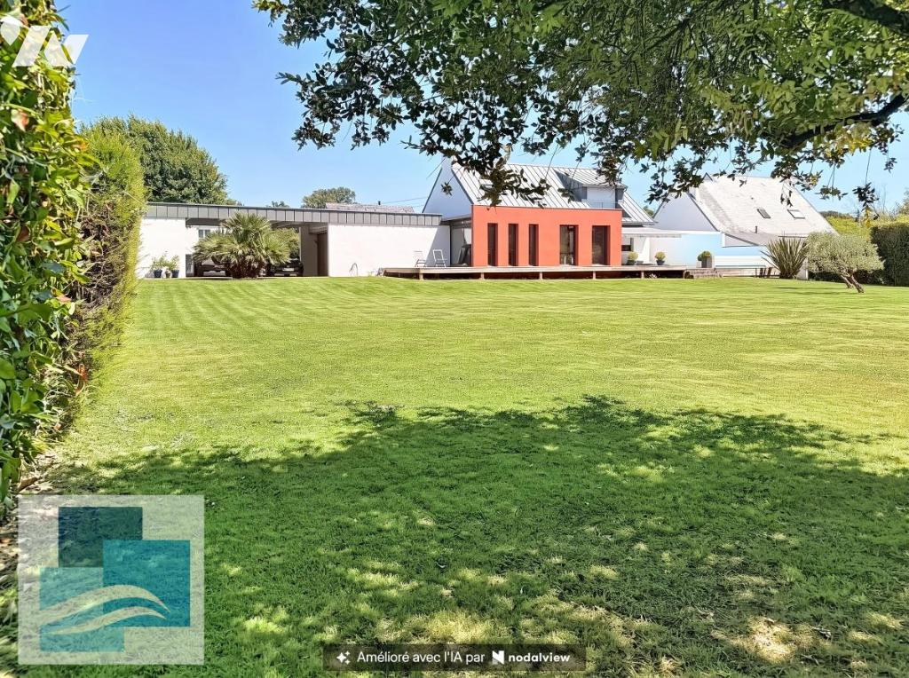 Maison 5 pièces 163 m² · à Séné · 162,7 m² · 900 000 €
