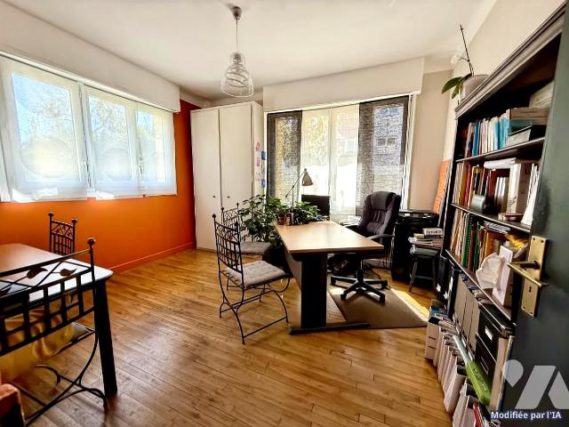 Maison 10 pièces 252 m² · à Lorient · 252 m² · 650 000 €