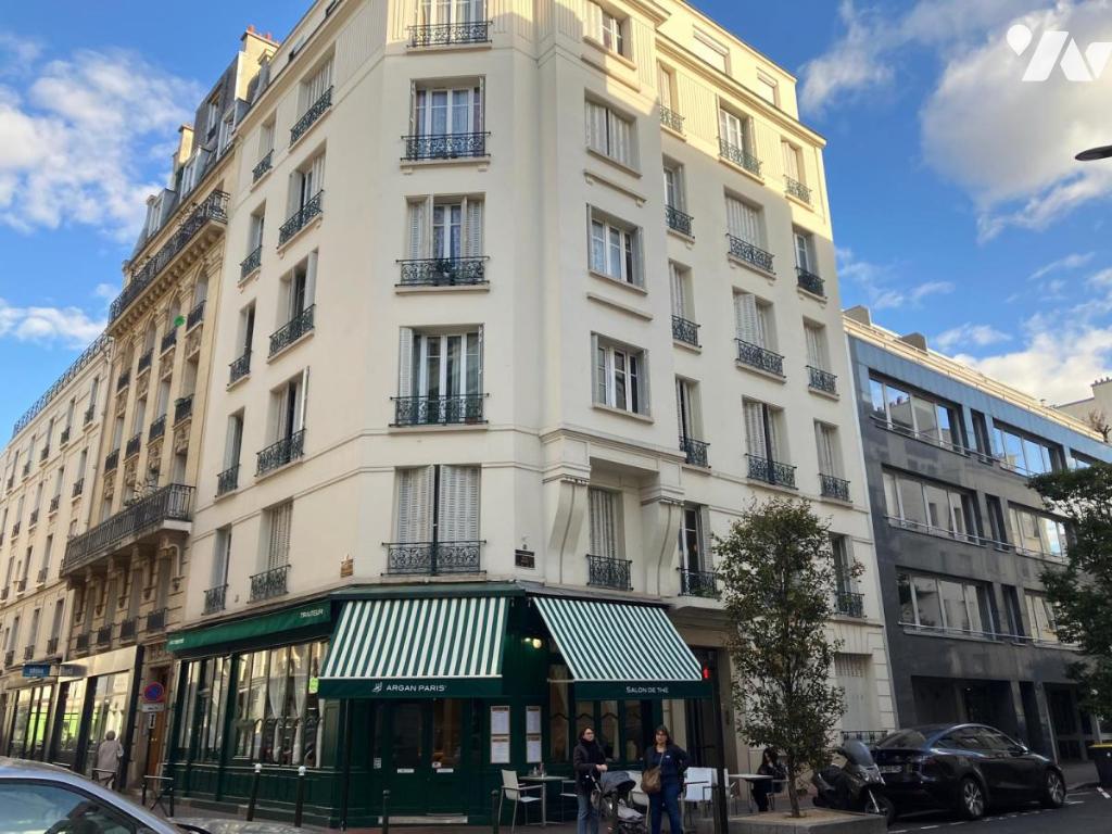 Appartement 3 pièces 43 m² · à Levallois-Perret · 42,7 m² · 332 960 €