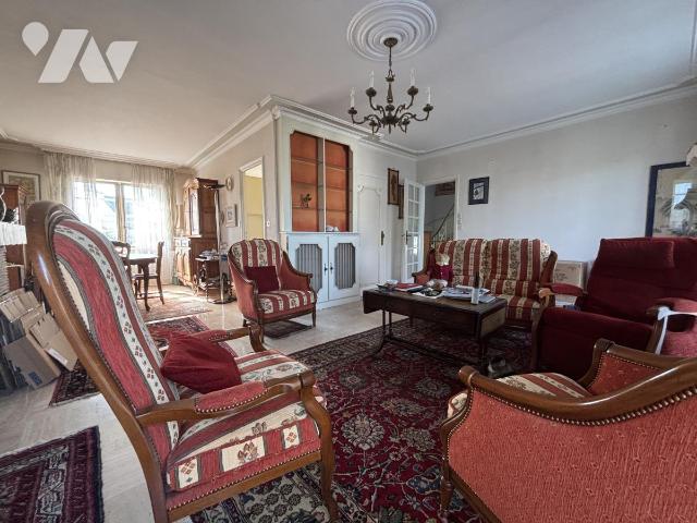 Maison 6 pièces 146 m² · à Ploemeur · 146,4 m² · 330 000 €
