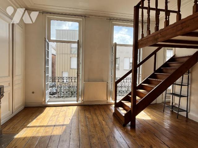 Appartement 1 pièce 34 m² · à Lille · 34,2 m² · 743 €