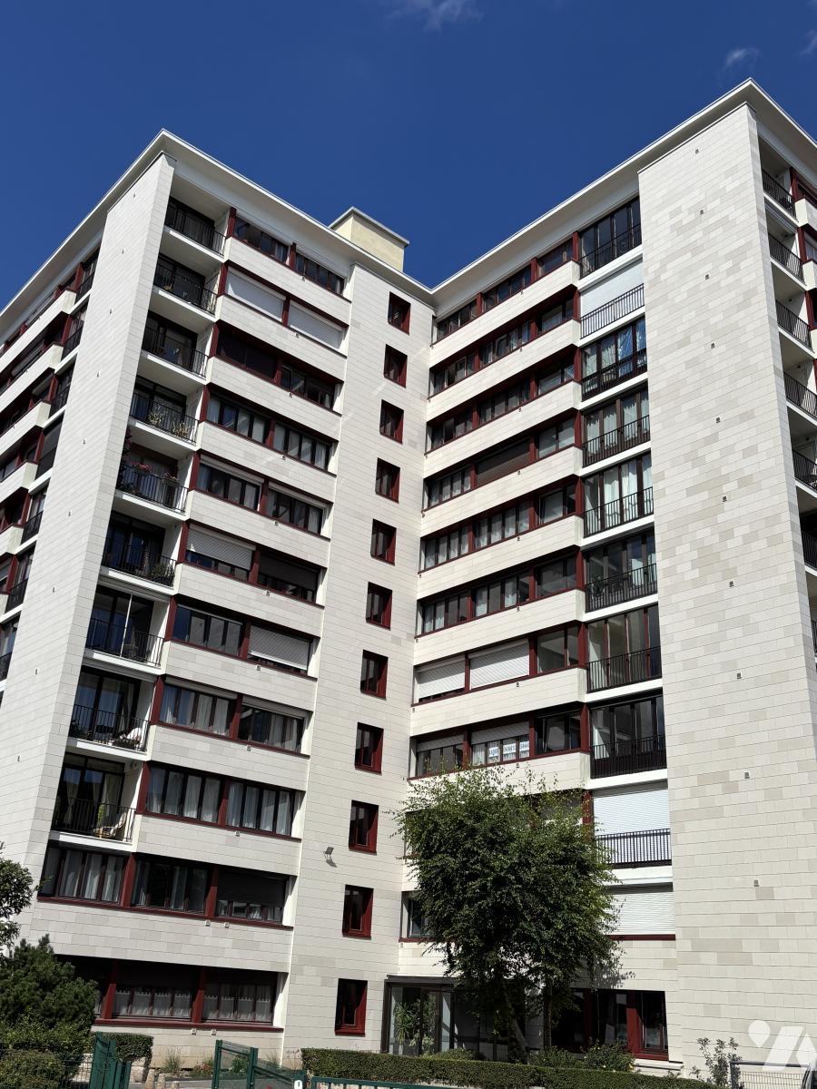 Appartement 2 pièces 44 m² · à Lille · 43,6 m² · 852 €/mois