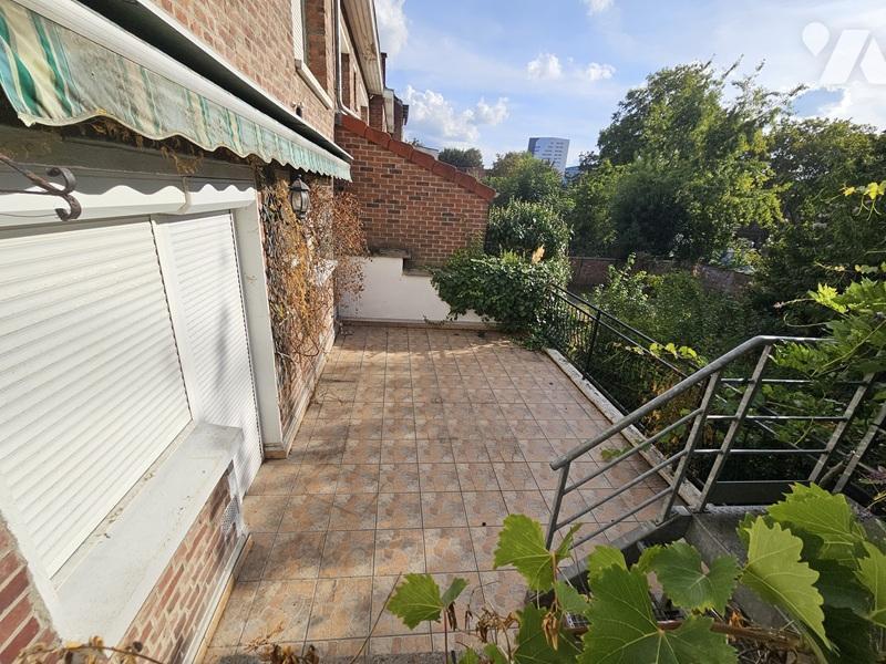 Maison 7 pièces 182 m² · à Lille · 181,7 m² · 410 000 €