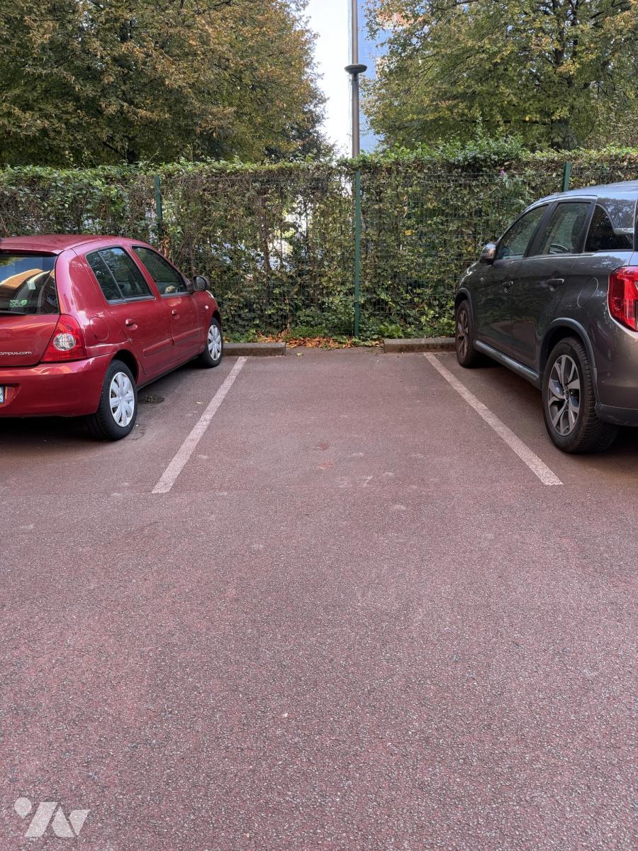 Parking Lille · 15 000 €