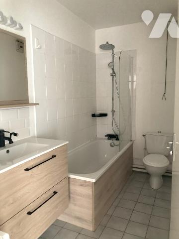 Image d'un apartment at 59 lille, lille, 59000, france à 870€ à lille (59000)