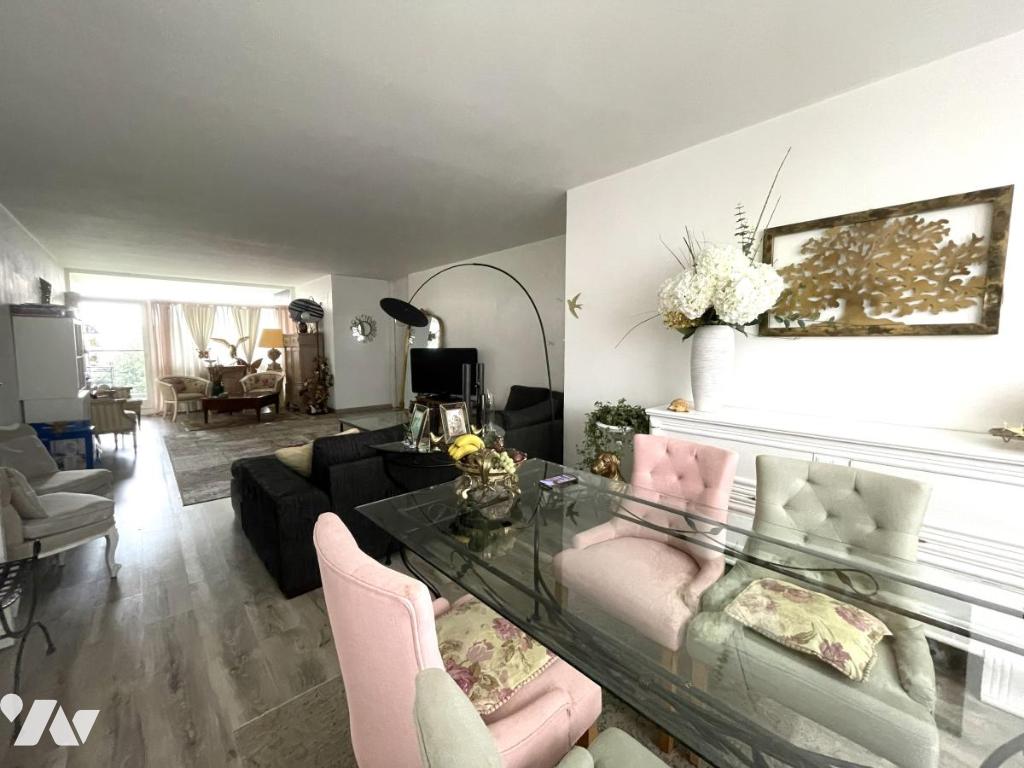 Appartement 117 m² · à Tourcoing · 117,3 m² · 190 000 €