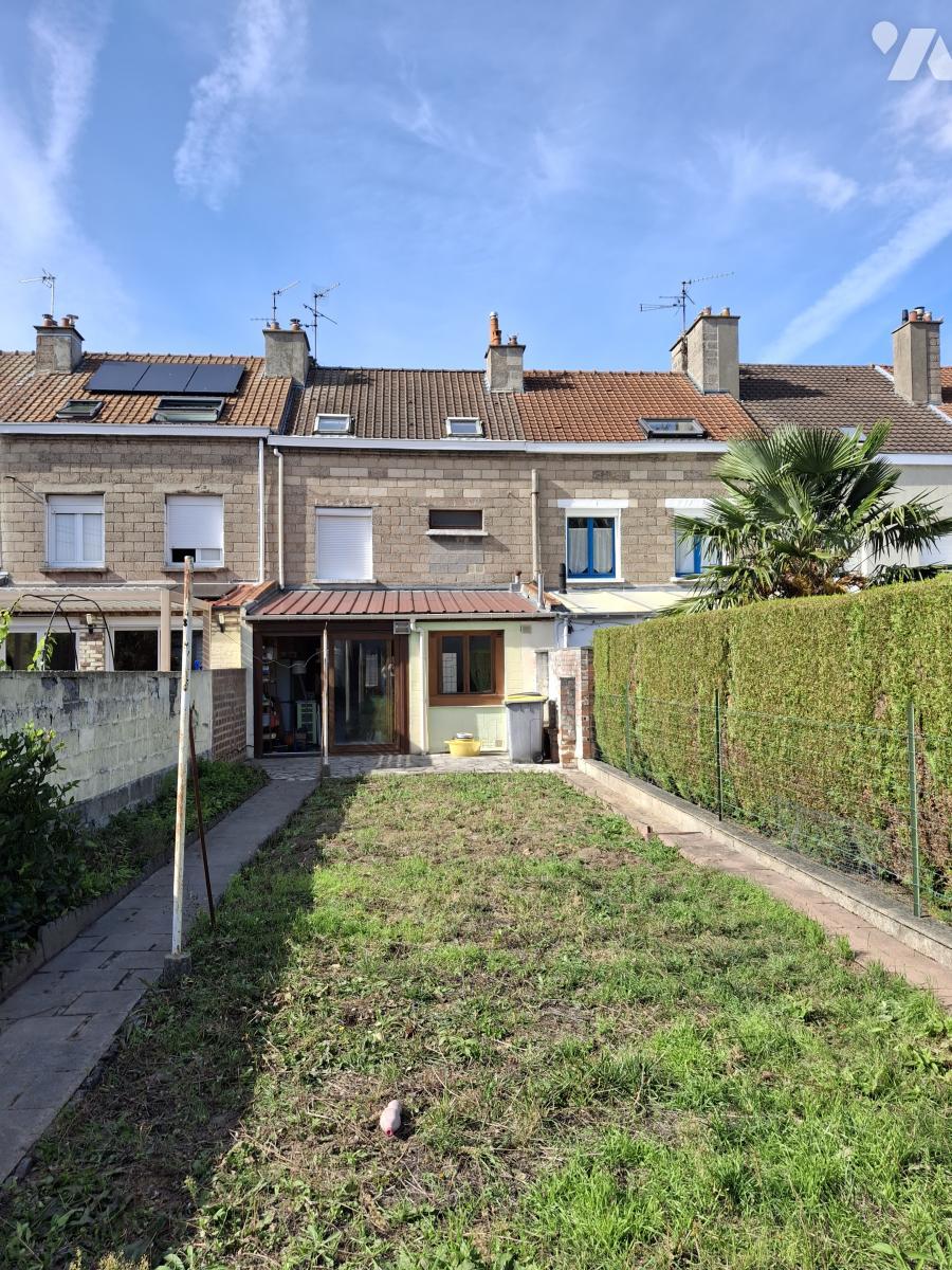 Maison 6 pièces 121 m² · à Faches-Thumesnil · 121 m² · 209 800 €