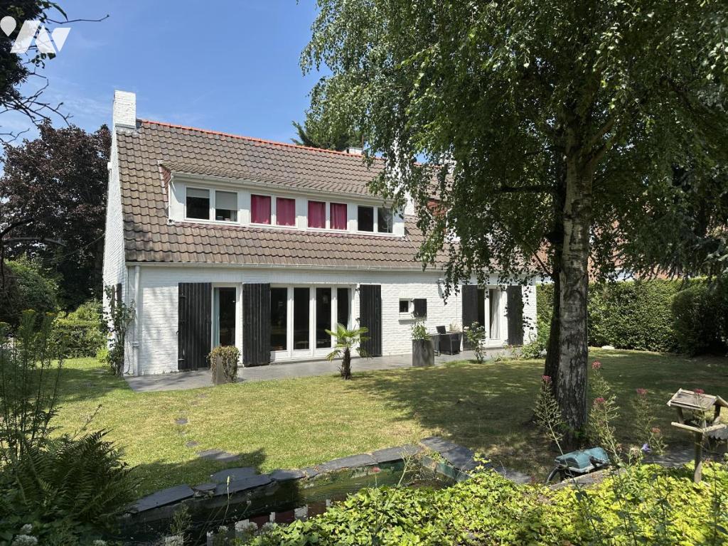 Maison 1 pièce 160 m² · à Marcq-en-Barœul · 160 m² · 735 000 €