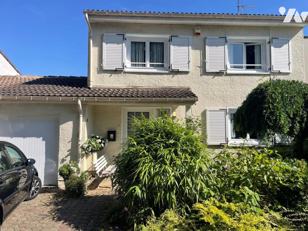 Maison 5 pièces 100 m² · à Sequedin · 100,4 m² · 280 000 €