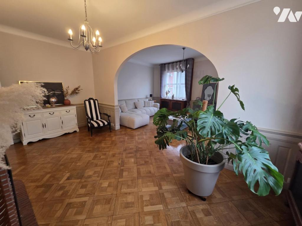 Maison 9 pièces 366 m² · à Saint-André-lez-Lille · 366 m² · 768 000 €