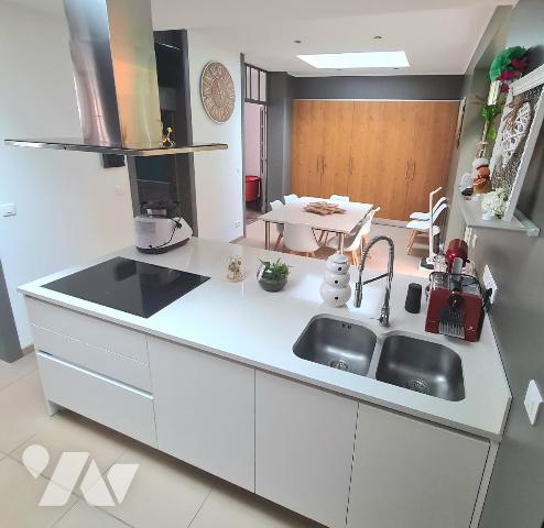 Maison 9 pièces 205 m² · à Quesnoy-sur-Deûle · 205 m² · 515 000 €