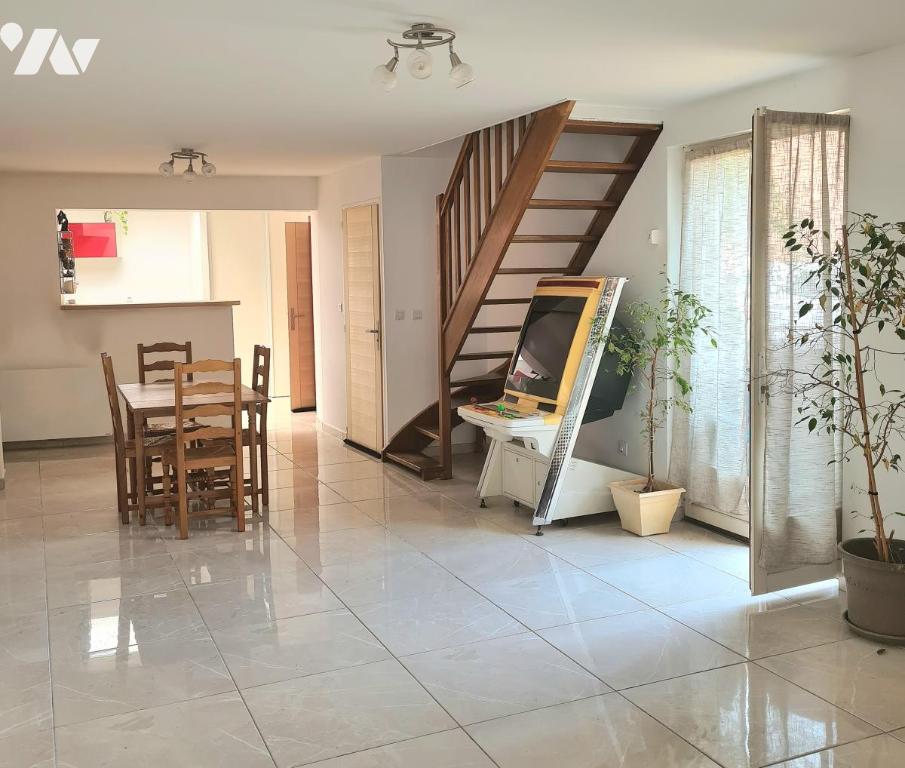 Maison 3 pièces 78 m² · à Lille · 78 m² · 215 000 €