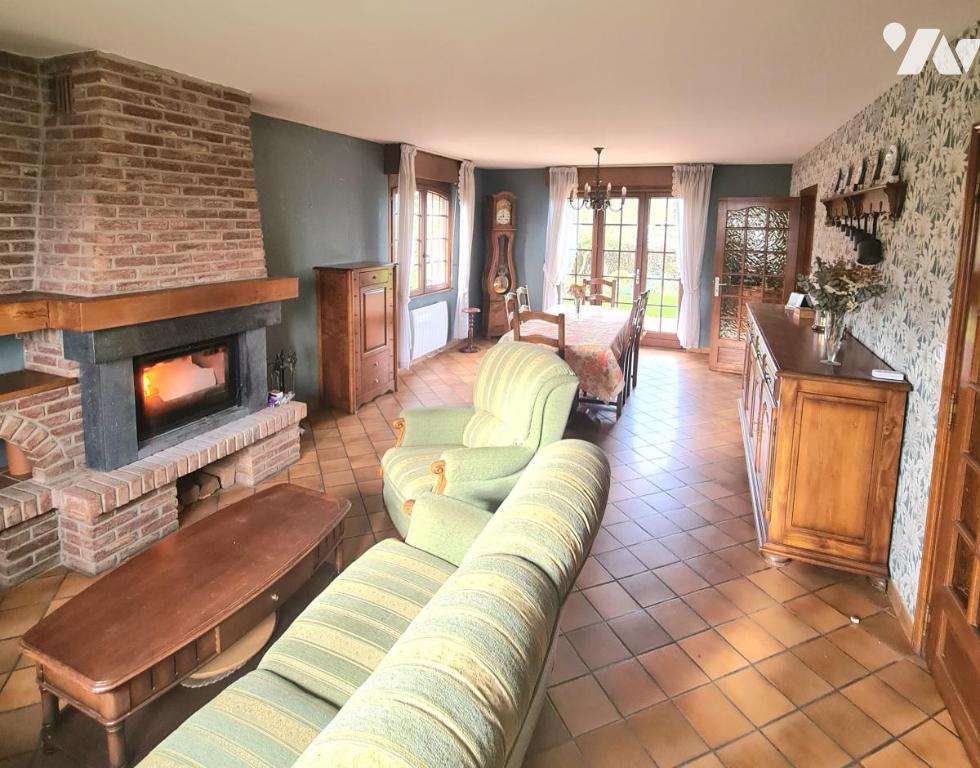 Maison 6 pièces 128 m² · à Frelinghien · 128 m² · 399 000 €
