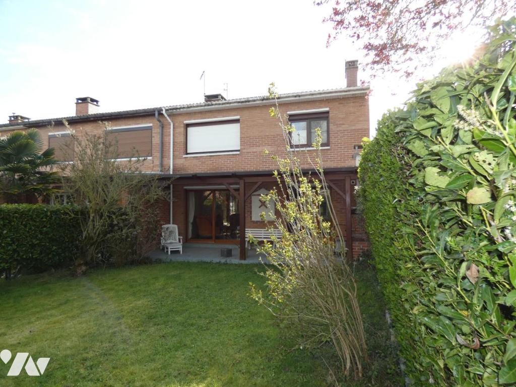 Maison 5 pièces 100 m² · à Houplines · 100 m² · 190 000 €