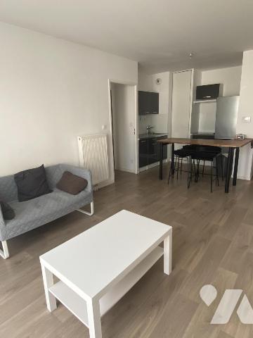 Appartement 2 pièces 43 m² · à Loos · 43 m² · 675 €