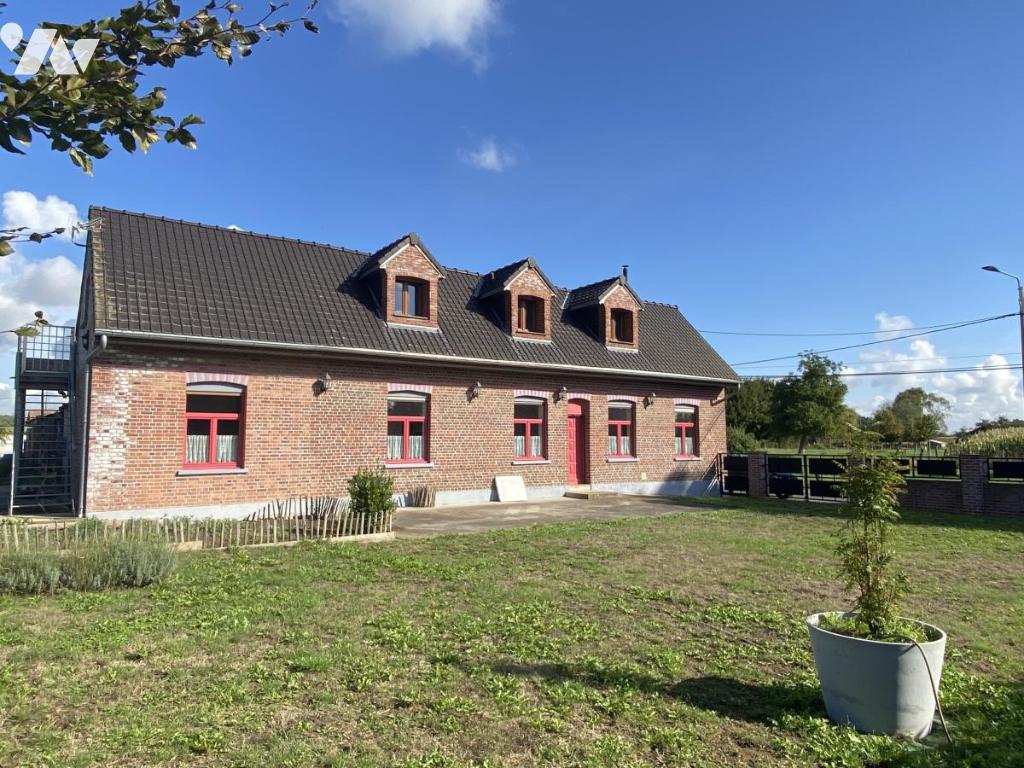 Maison 135 m² · à Fromelles · 135 m² · 370 000 €