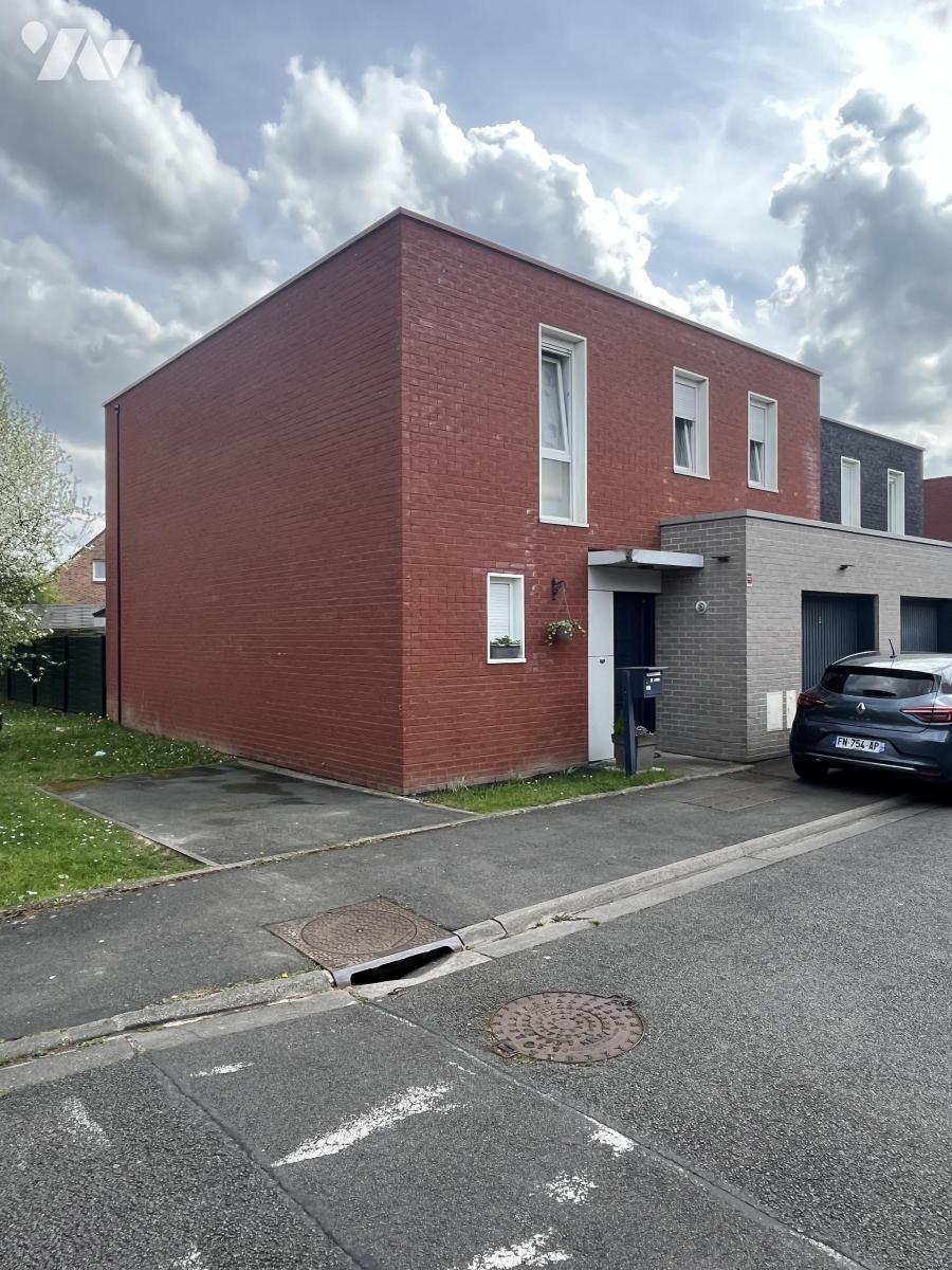 Maison 5 pièces 94 m² · à Seclin · 94 m² · 220 000 €