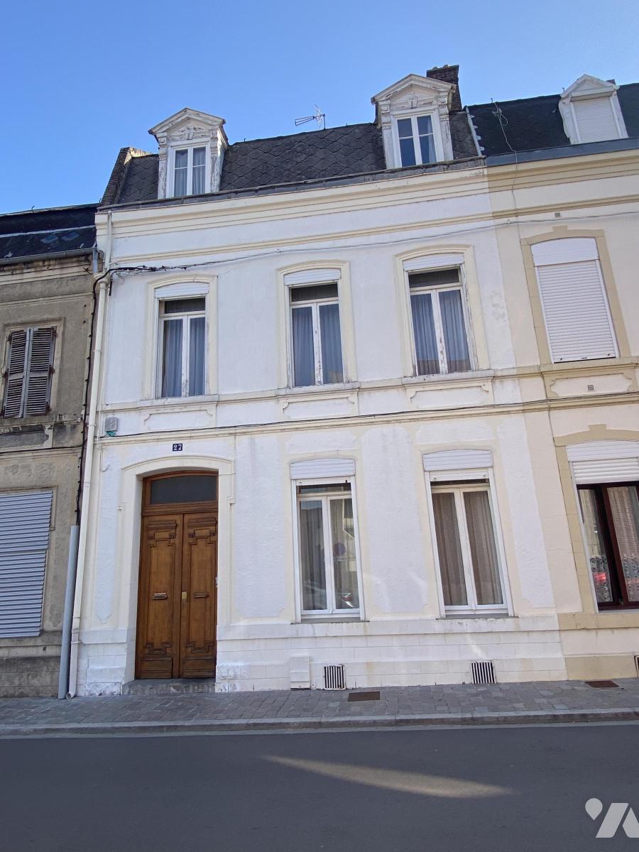 Maison 9 pièces 243 m² · à Cambrai · 243 m² · 169 000 €
