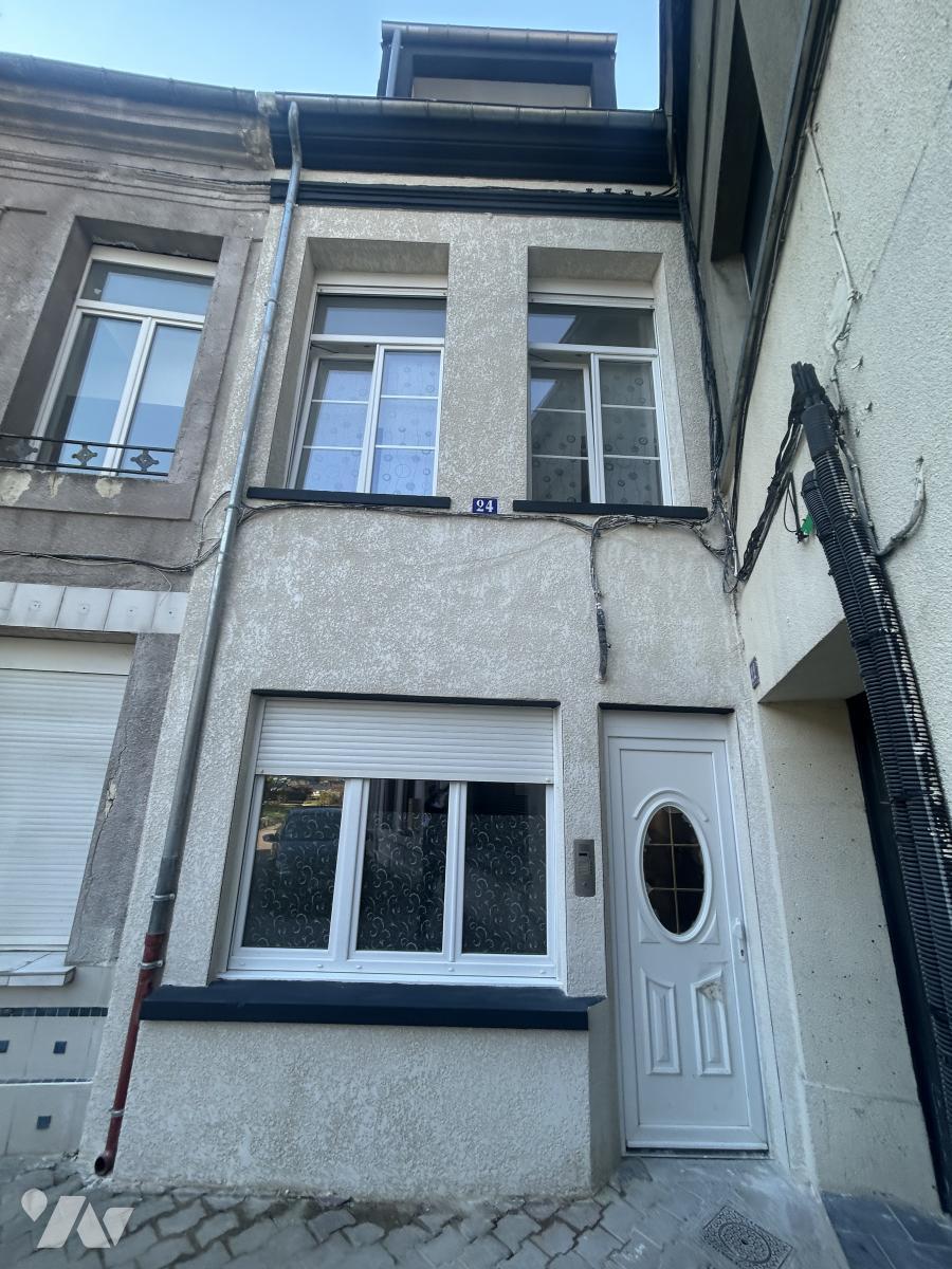 Immeuble 2 pièces 110 m² · à Cambrai · 110 m² · 220 000 €