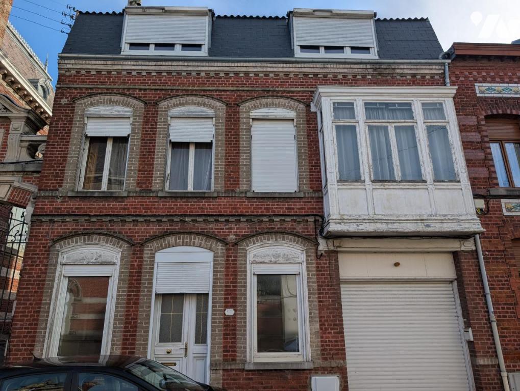 Maison 12 pièces 191 m² · au Cateau-Cambrésis · 191 m² · 100 000 €