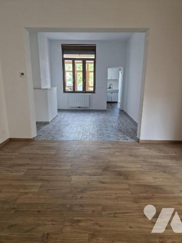 Maison 5 pièces 100 m² · à Cambrai · 100 m² · 860 €