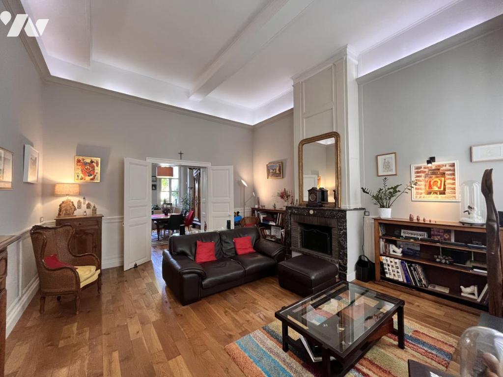 Maison 9 pièces 210 m² · à Douai · 210 m² · 288 000 €