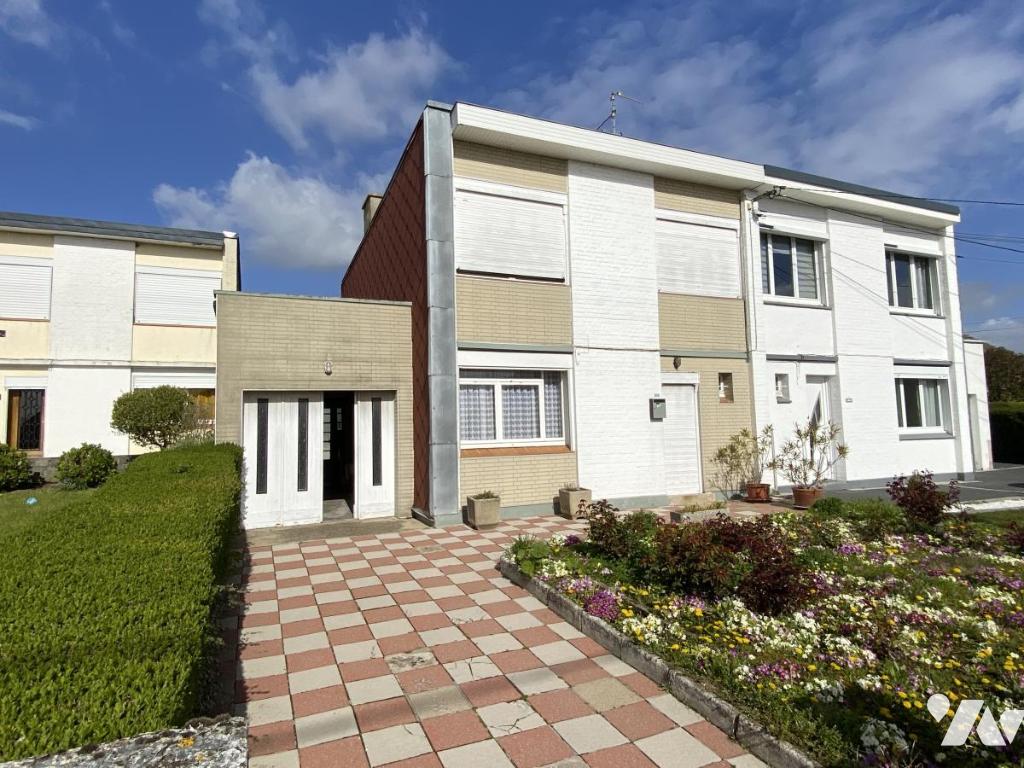Maison 5 pièces 87 m² · à Lécluse · 86,5 m² · 97 000 €