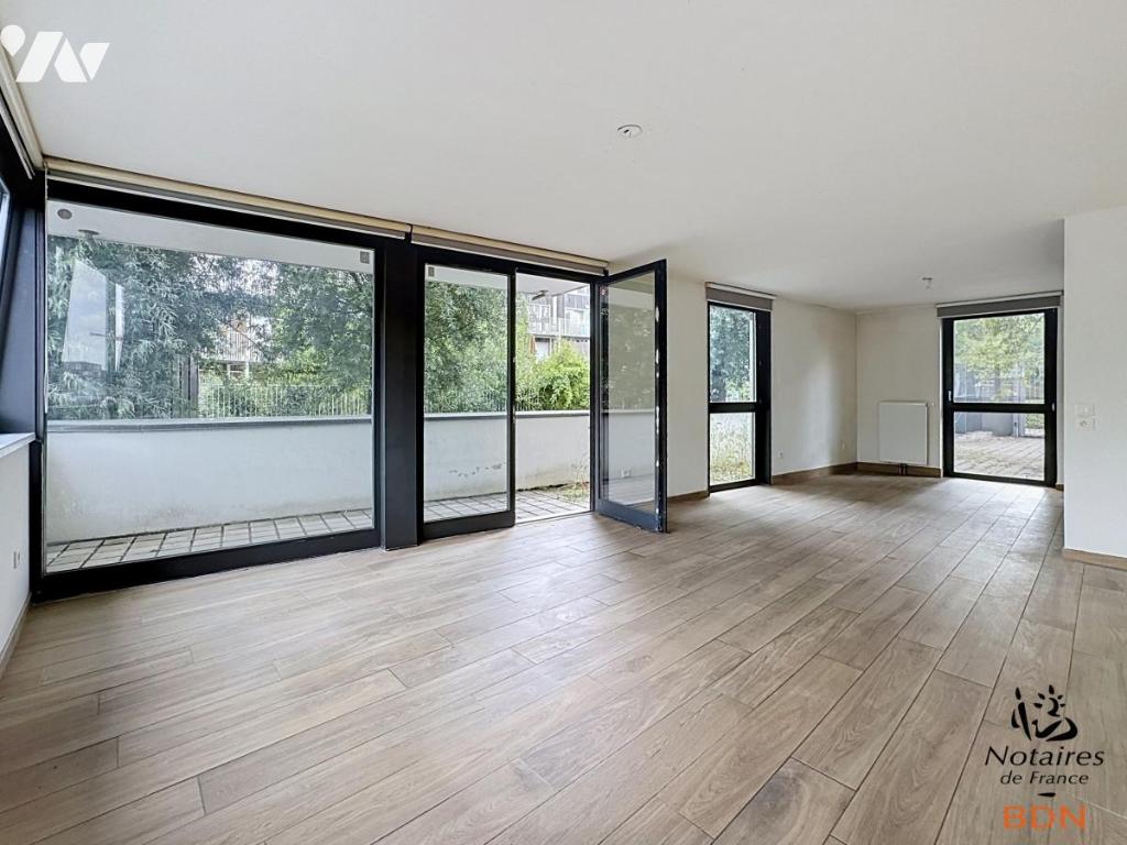 Appartement 3 pièces 75 m² · à Lille · 74,7 m² · 230 000 €