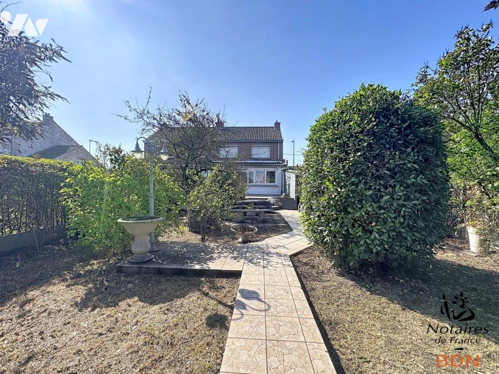 Maison 4 pièces 104 m² · à Dunkerque · 104,4 m² · 160 000 €