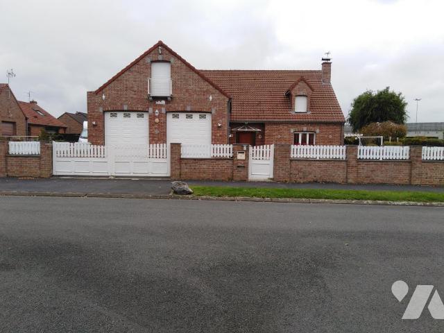 Vente - Maison / villa - BELLAING - 276,8 m² - 9 pièces - 59166-1832