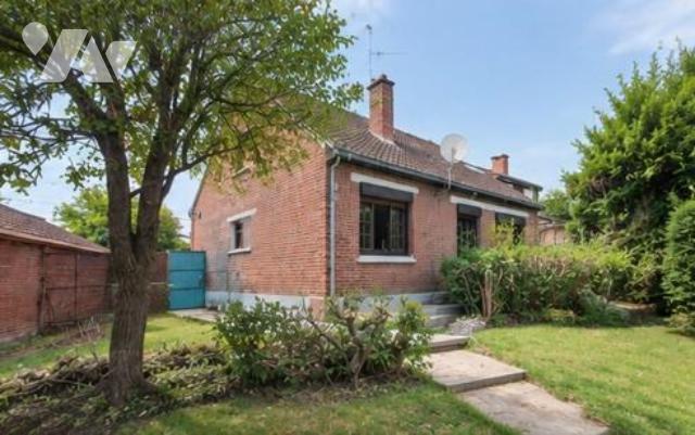Maison 5 pièces 106 m² · à Hélesmes · 106 m² · 140 000 €