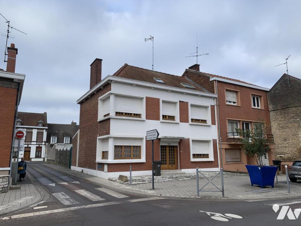 Maison 6 pièces 158 m² · à Saint-Amand-les-Eaux · 158 m² · 160 000 €