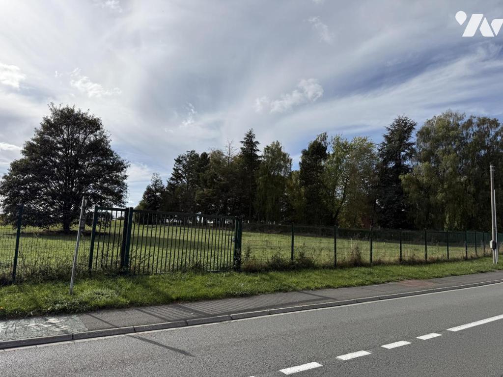 Terrain 1896 m² · à Caudry · 1 896 m² · 54 800 €
