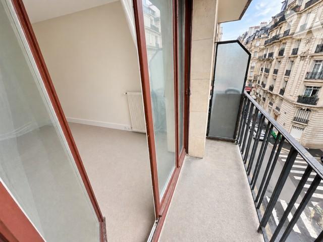 Appartement 2 pièces 54 m² · à Paris 17e Arrondissement · 54,4 m² · 550 000 €