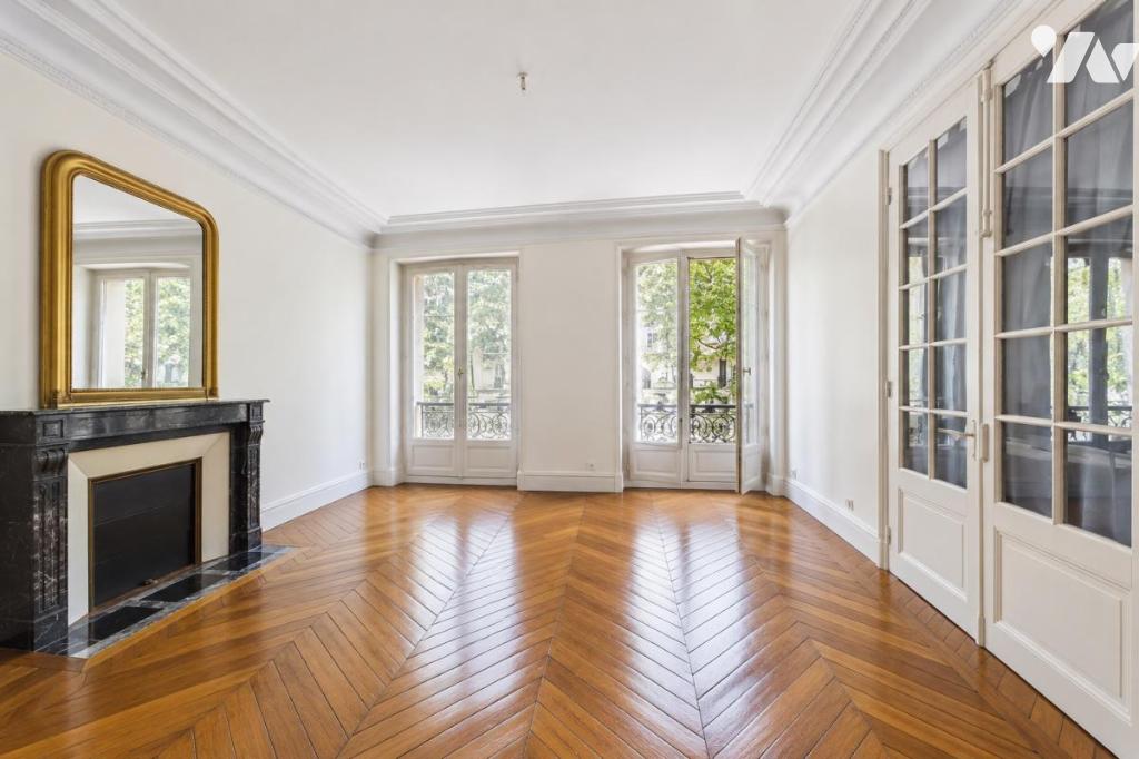 Appartement 3 pièces 56 m² · à Paris 17e Arrondissement · 56,3 m² · 590 000 €