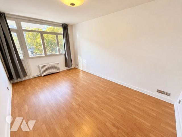 Appartement 2 pièces 48 m² · à Neuilly-sur-Seine · 48,2 m² · 480 000 €