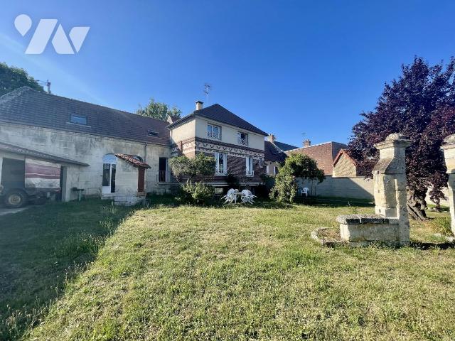 Maison 10 pièces 273 m² · à Ribécourt-Dreslincourt · 273 m² · 511 800 €