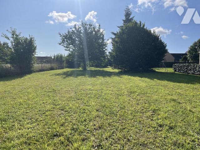 Terrain 1179 m² · à Canny-sur-Matz · 1 179 m² · 35 000 €