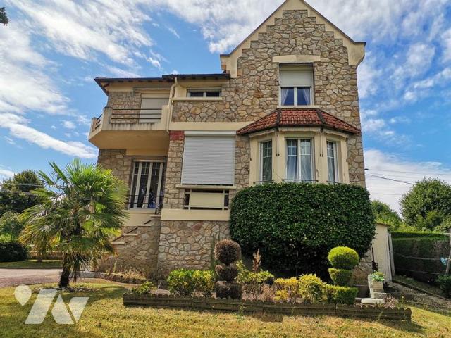 Maison 7 pièces 150 m² · à Bagnoles de l'Orne Normandie · 150 m² · 250 000 €