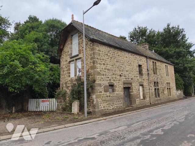 Maison 4 pièces 142 m² · à Passais Villages · 142 m² · 85 200 €