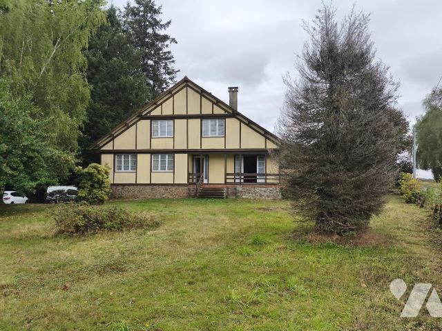 Maison 8 pièces 145 m² · à Mantilly · 145 m² · 90 000 €