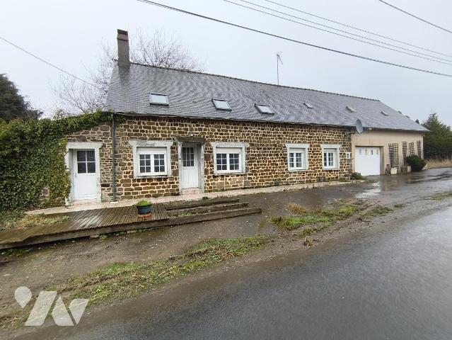 Maison 5 pièces 122 m² · à Passais Villages · 122 m² · 60 000 €
