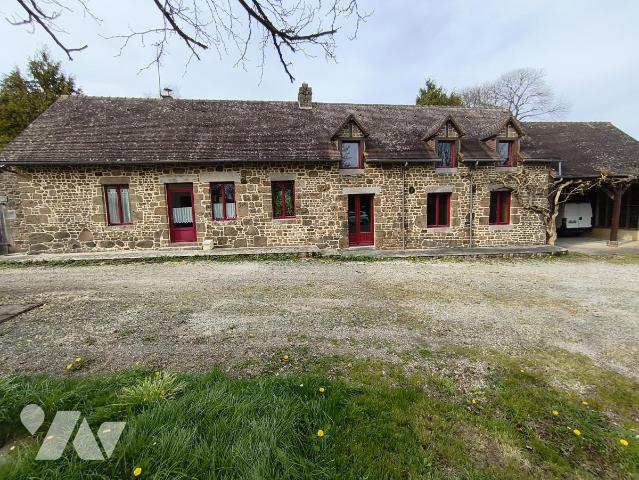 Maison 6 pièces 173 m² · à Passais Villages · 173 m² · 255 000 €