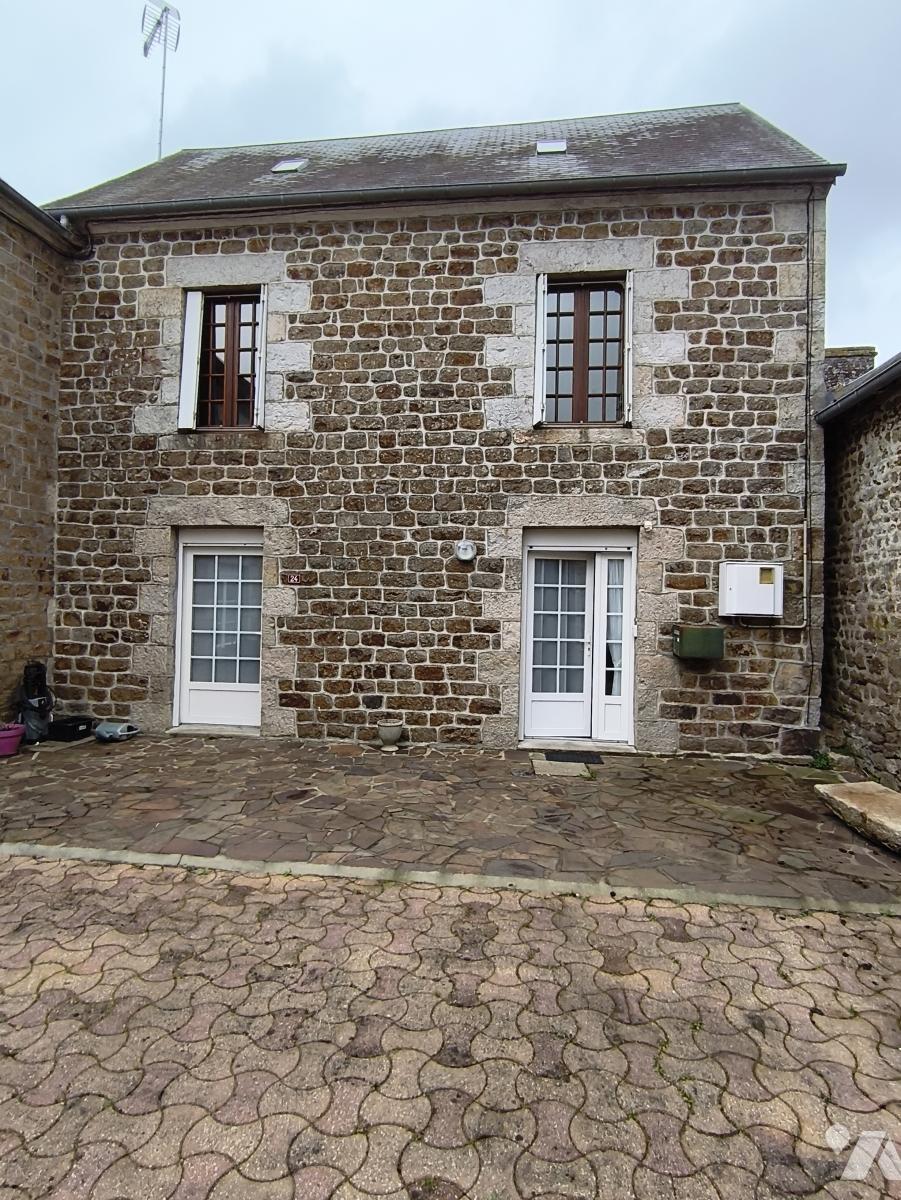 Maison 3 pièces 61 m² · à Ceaucé · 61 m² · 60 000 €